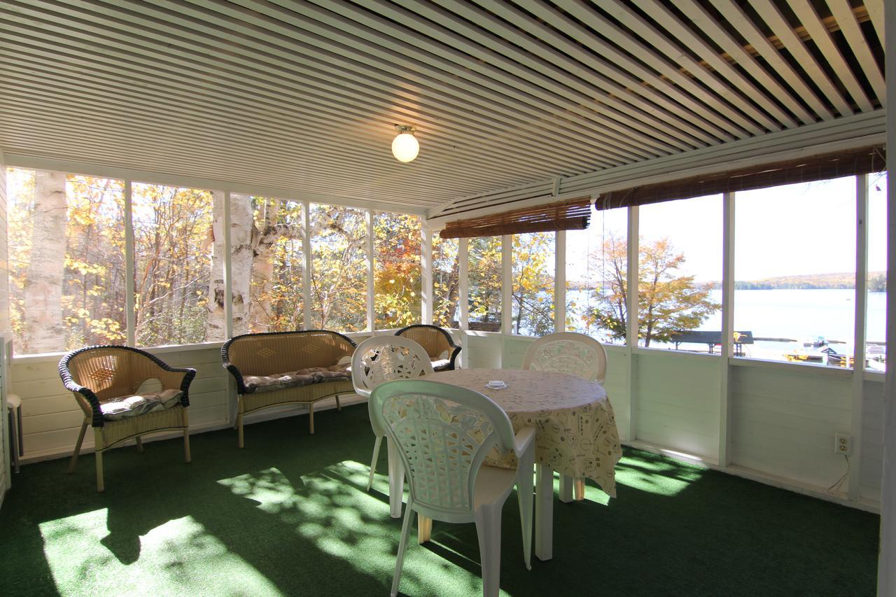 Birch Cliff Lodge On Baptiste Lake Highland Grove Екстериор снимка