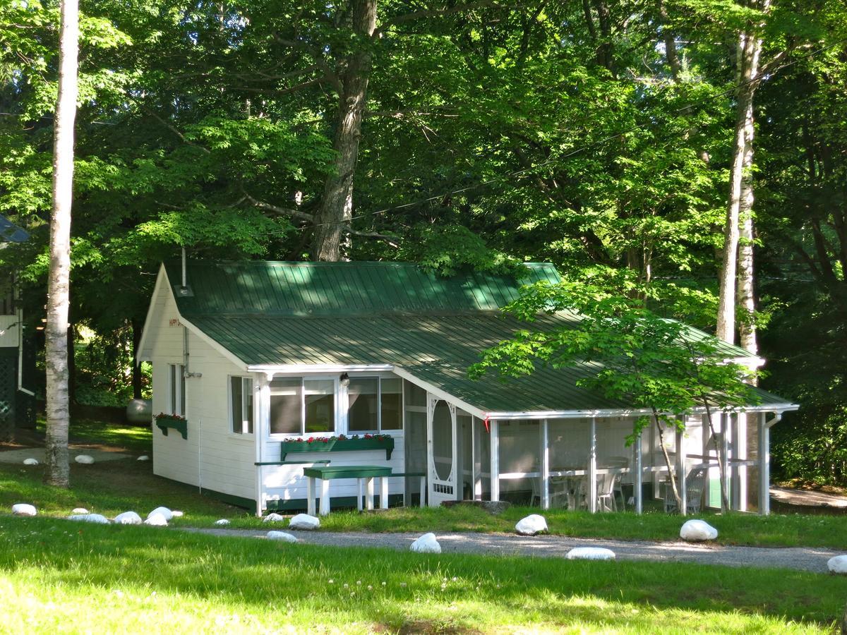 Birch Cliff Lodge On Baptiste Lake Highland Grove Екстериор снимка