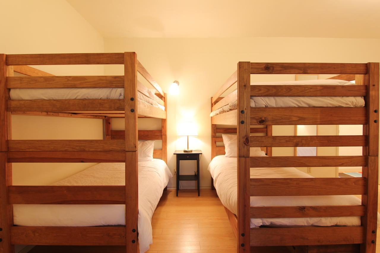 Birch Cliff Lodge On Baptiste Lake Highland Grove Екстериор снимка